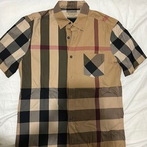 Burberry Size S. Men shirt